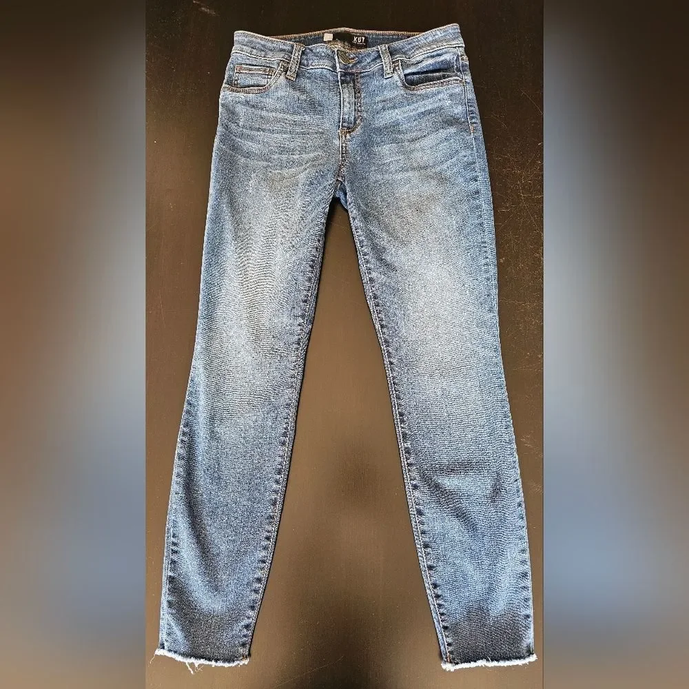 Kut from the Kloth "Connie Ankle Skinny" w/manufacturers distressed marks, size6 - Picture 3 of 10